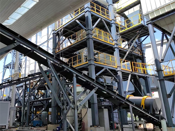 制砂樓生產(chǎn)過(guò)程中如何防止過(guò)多粉塵飛揚(yáng)？